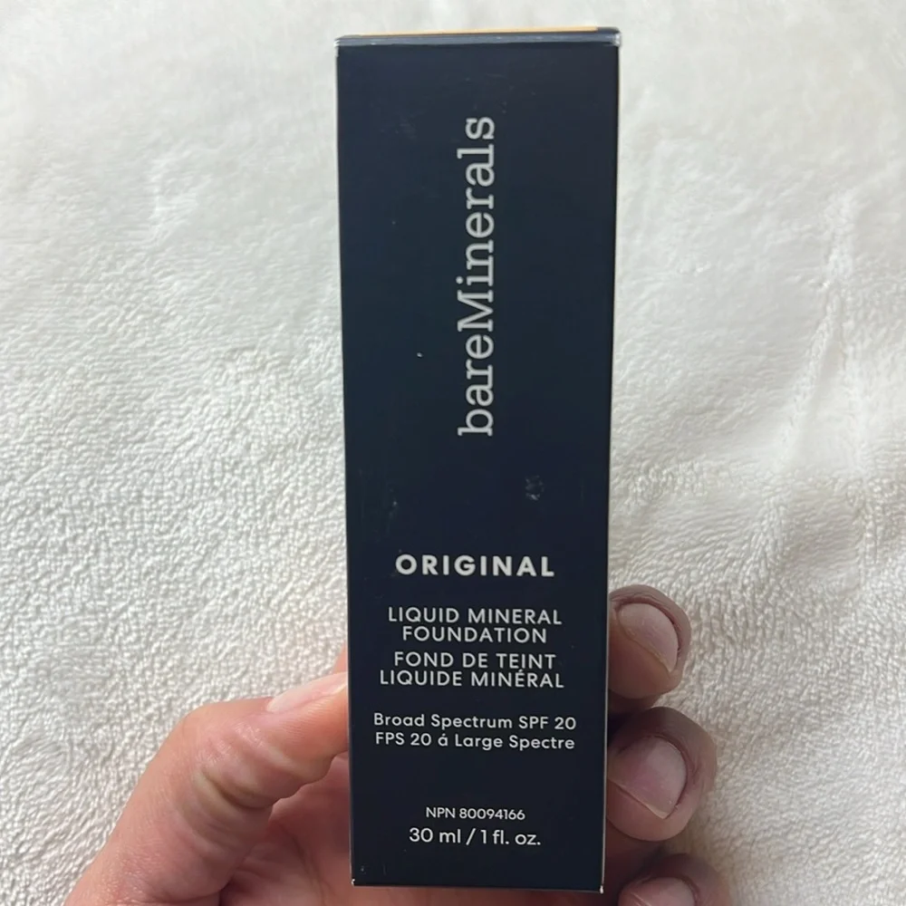 ORIGINAL LIQUID MINERAL FOUNDATION BROAD SPECTRUM SPF 20